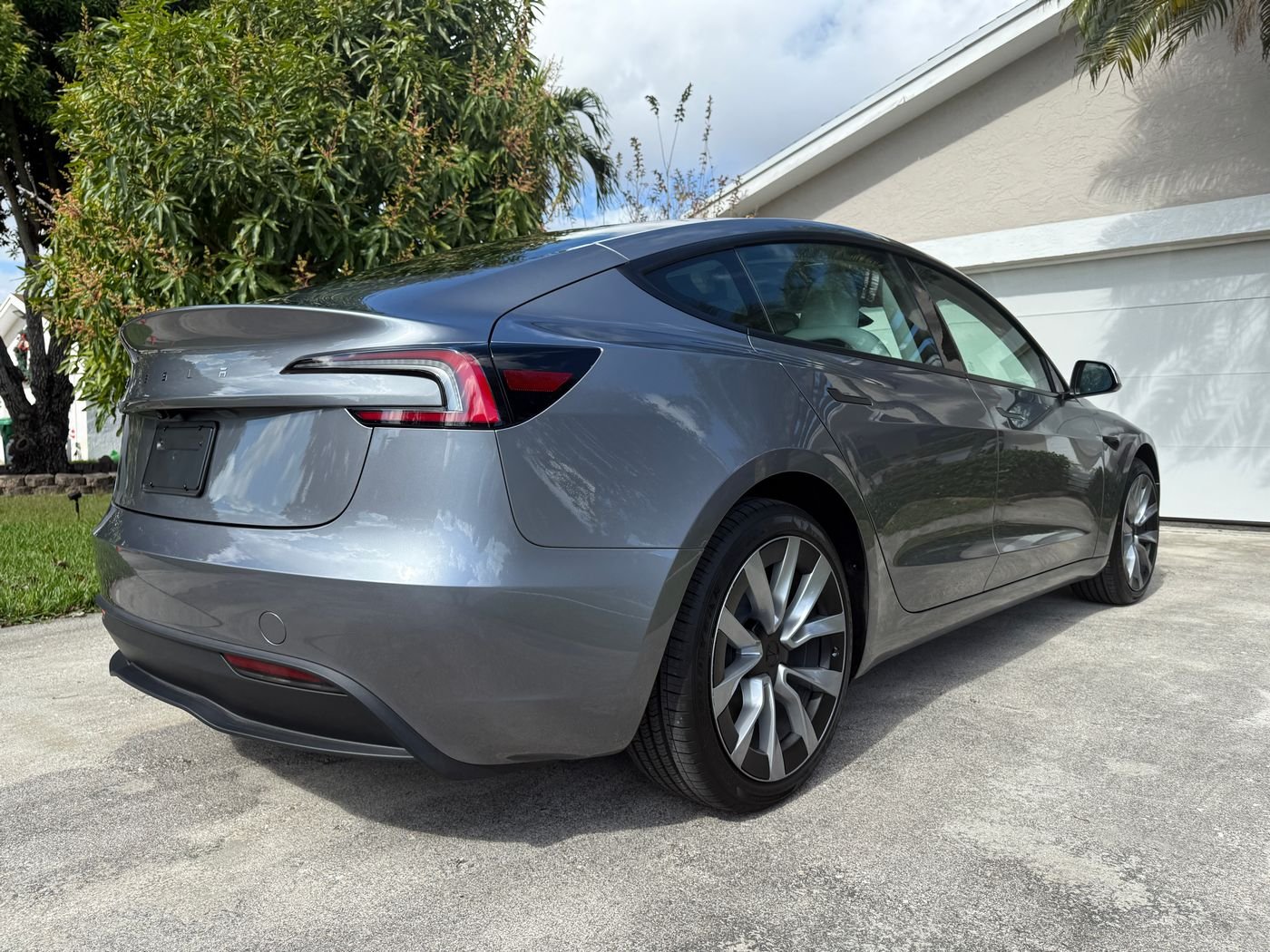 Professional exterior detailing service